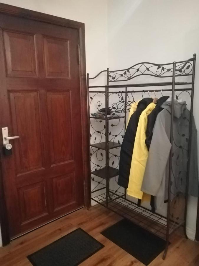 Kleine Galerie Apartment Fuer 3 Mit Kueche Kamin Netflix Parken Und Hofladen Steinhofel 外观 照片