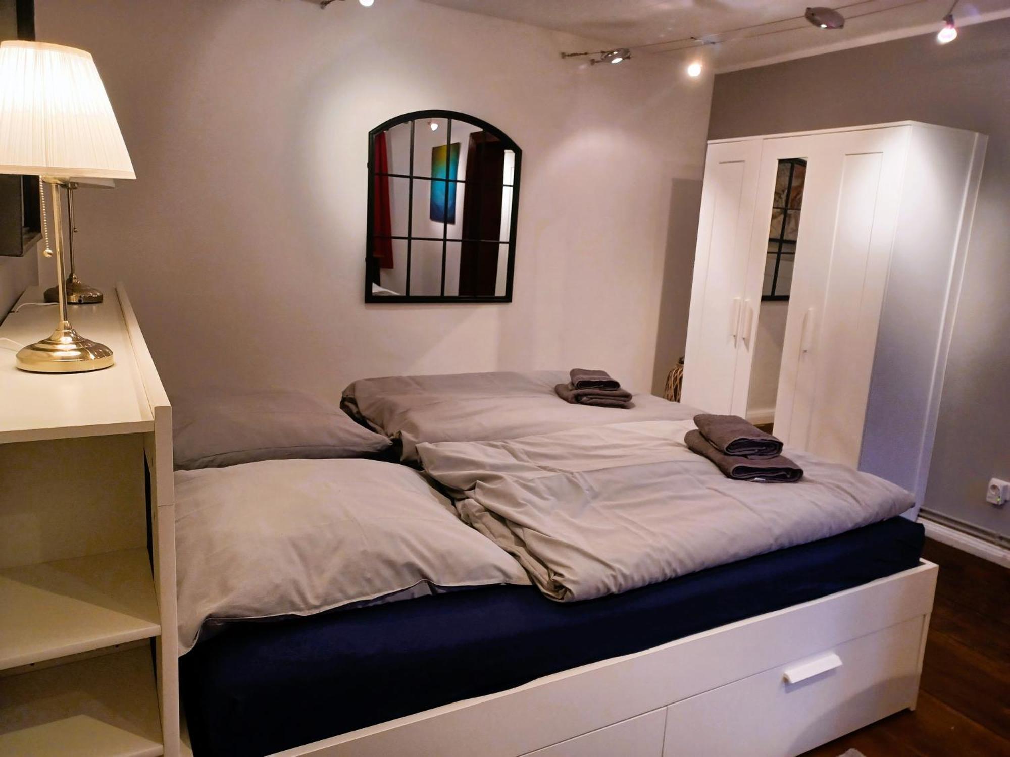Kleine Galerie Apartment Fuer 3 Mit Kueche Kamin Netflix Parken Und Hofladen Steinhofel 外观 照片