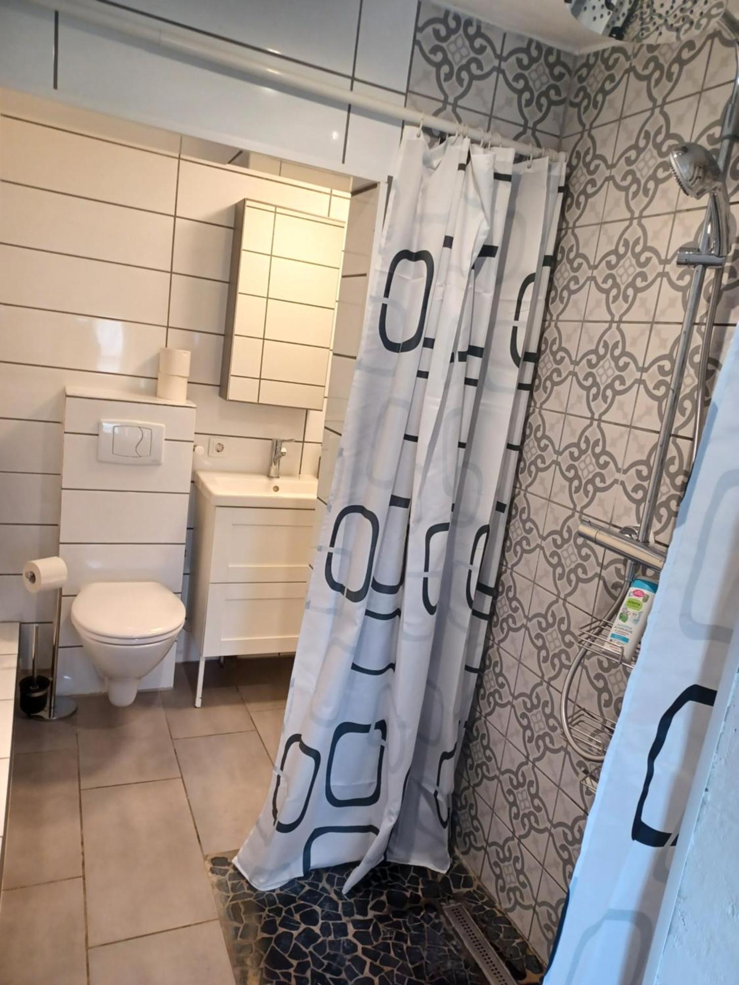 Kleine Galerie Apartment Fuer 3 Mit Kueche Kamin Netflix Parken Und Hofladen Steinhofel 外观 照片