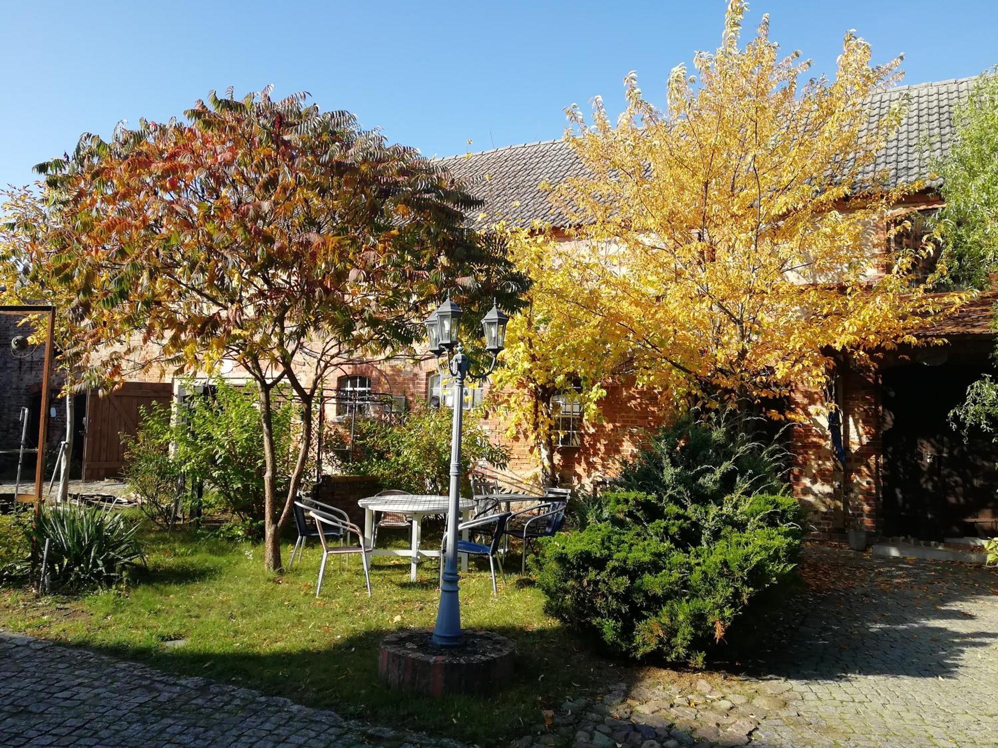 Kleine Galerie Apartment Fuer 3 Mit Kueche Kamin Netflix Parken Und Hofladen Steinhofel 外观 照片